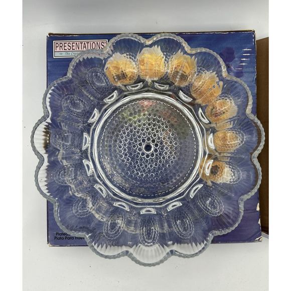 Indiana Glass‎ Clear Glass Egg Relish hors D'Oeuvres Platter 11" Diameter - Picture 7 of 8